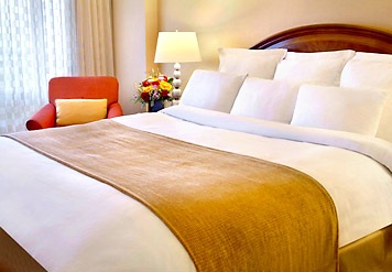 Marriott Newark Liberty International Airport  03.[1]